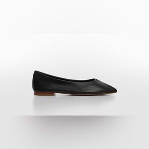 MANGO - New without box - Size 37 - Leather Flats